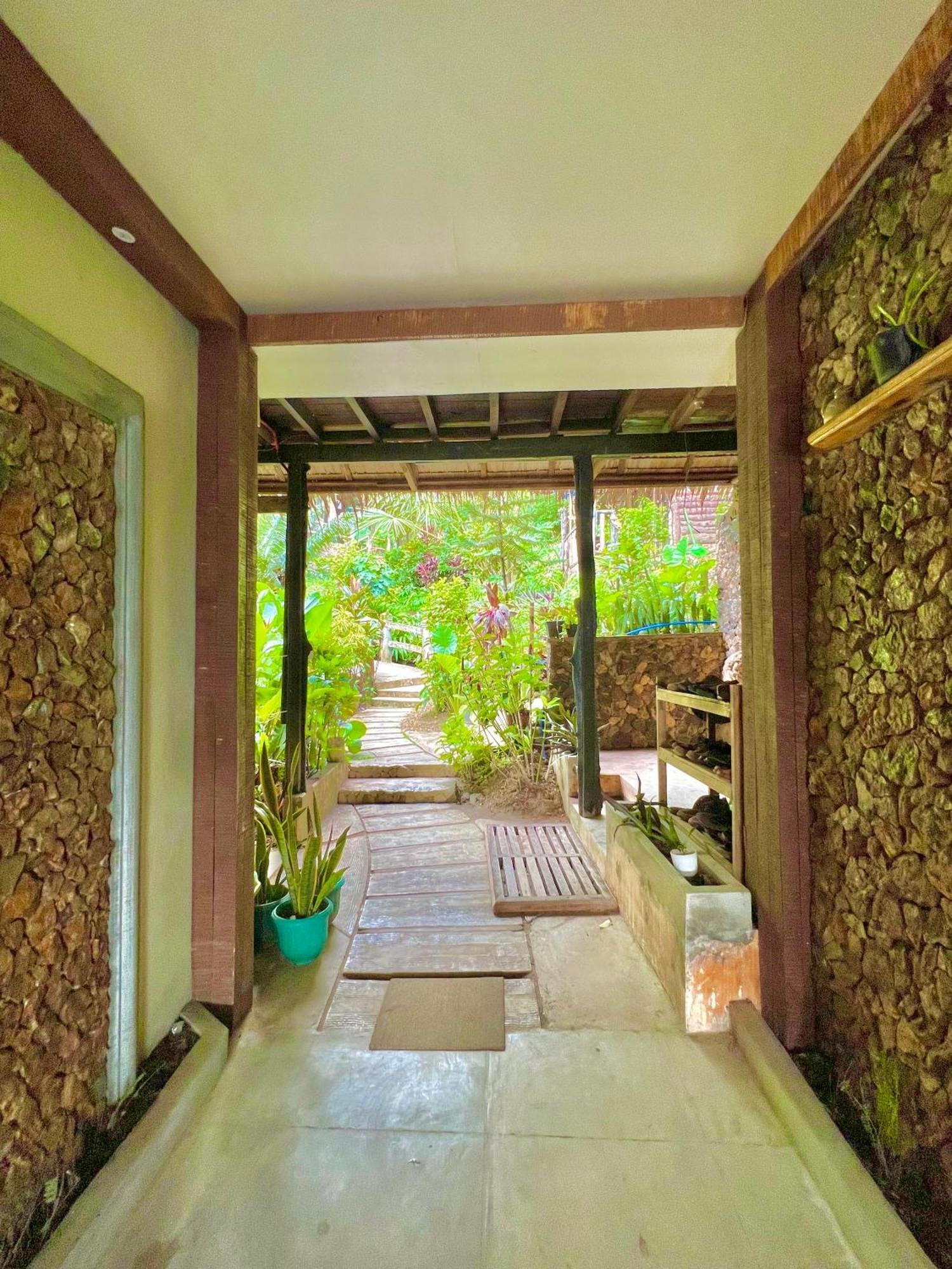 Novie'S Tourist Inn El Nido Dış mekan fotoğraf